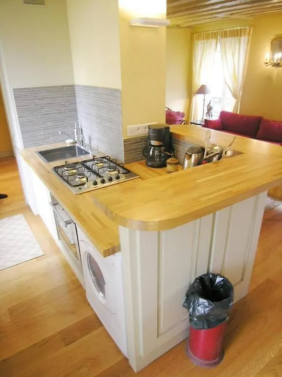 Beautiful 2 Bdrm- In The Heart Of The Marais Apartment Paris