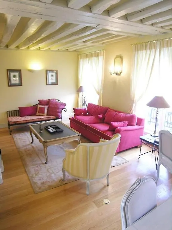 Beautiful 2 Bdrm- In The Heart Of The Marais Apartment Paris